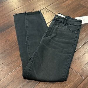 Edgy Black Cropped Jeans